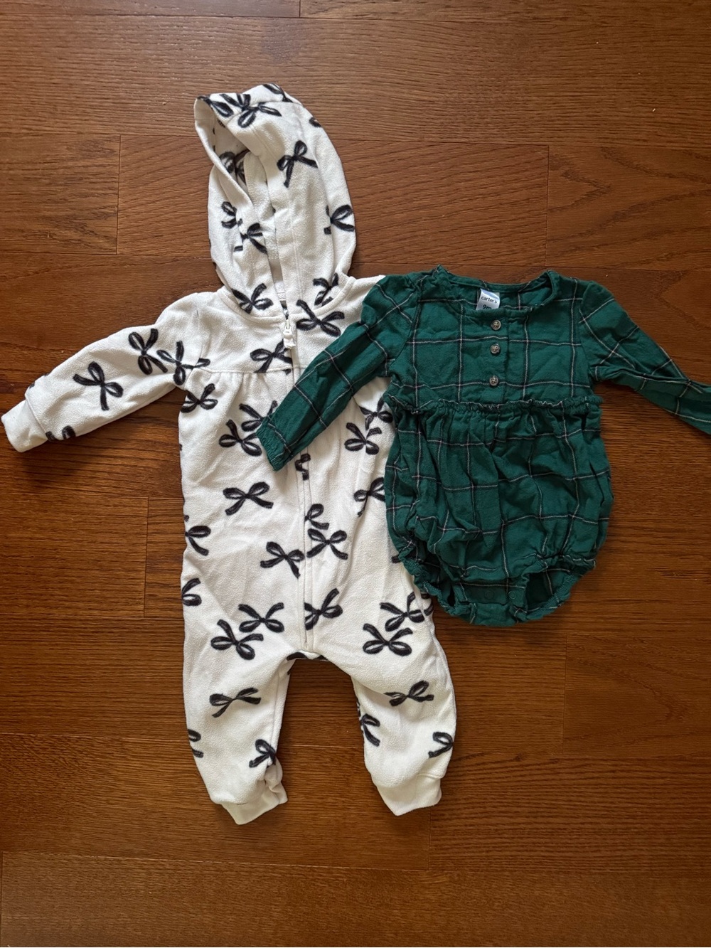 Carter’s set of 2 Baby girl Outfits for Fall
